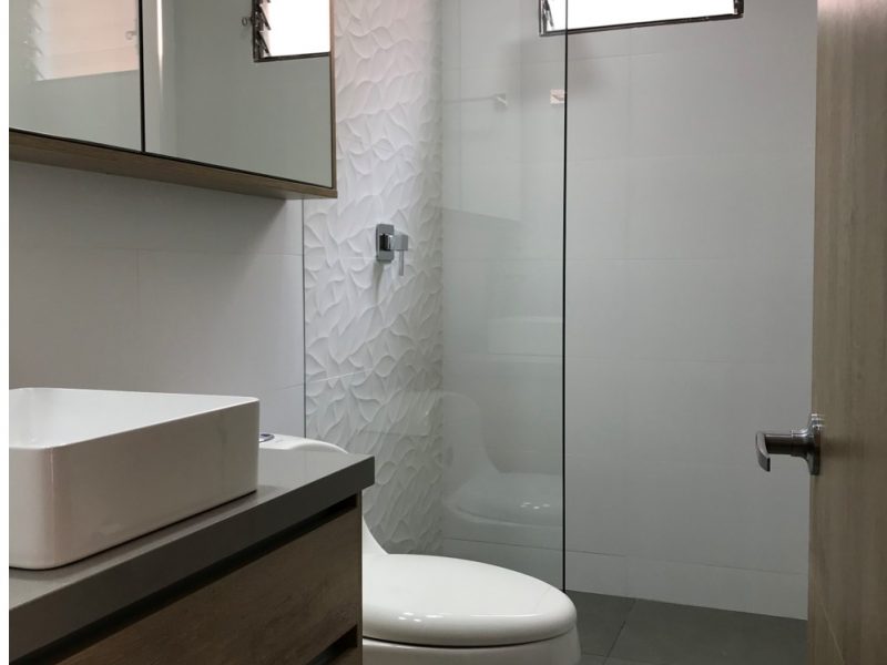 03B-DESPUES-remodelacion-baño-bogota-alero-arquitectos-AASG-op